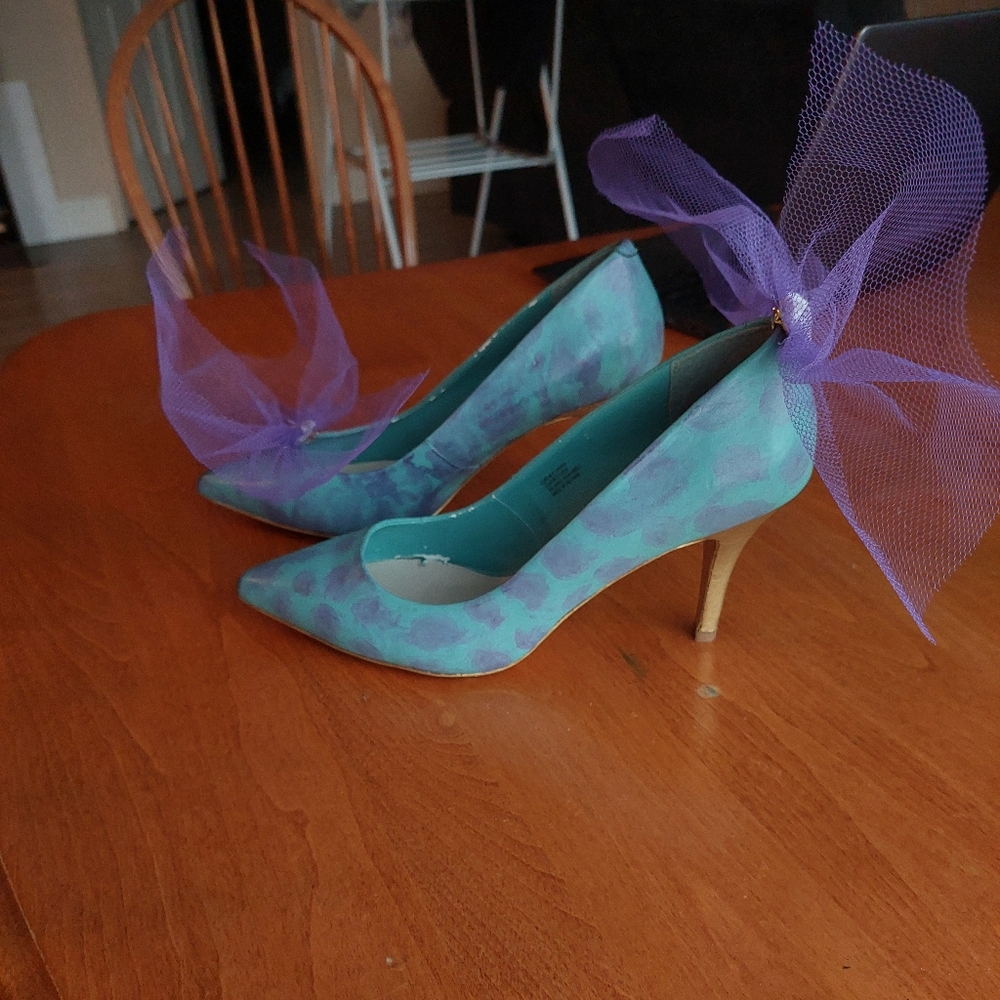 Custom dyed heels